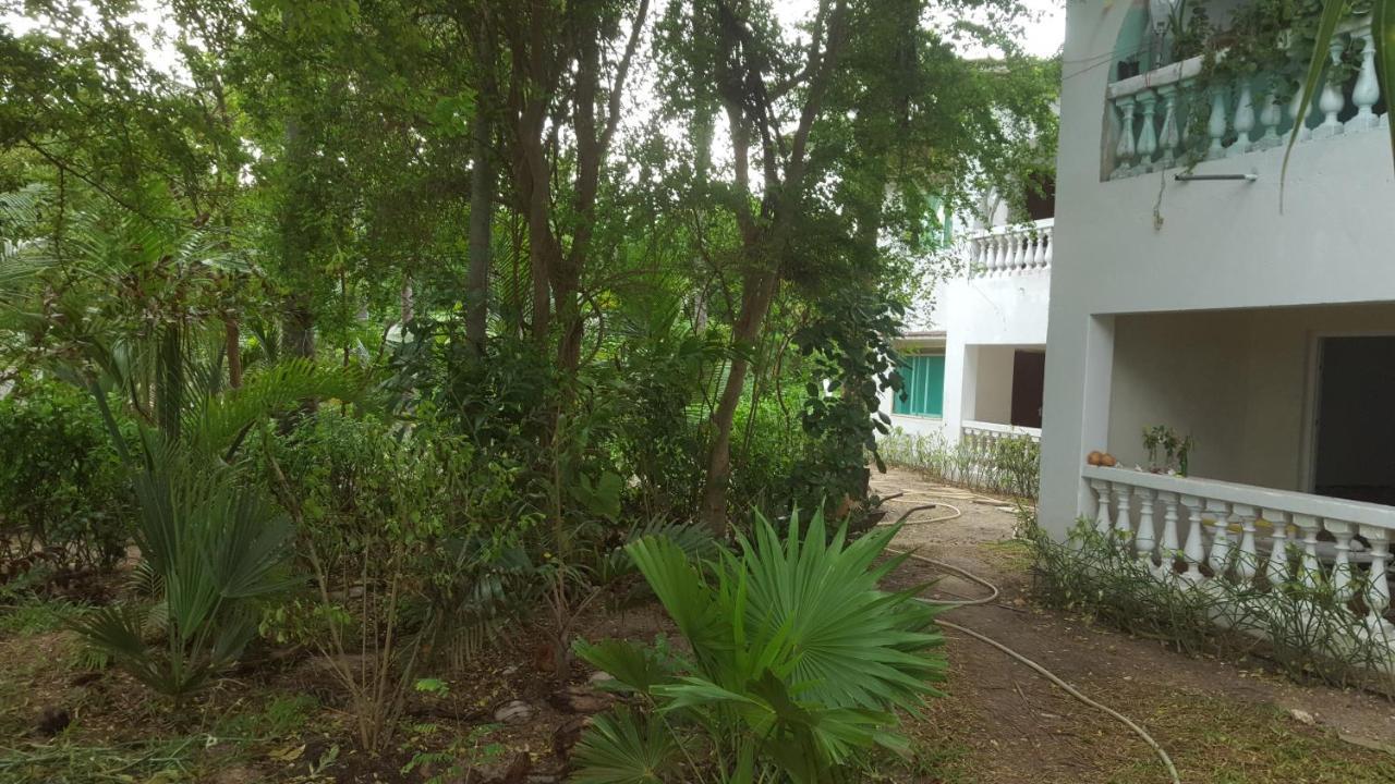 Savannah Cottages Mombassa Buitenkant foto